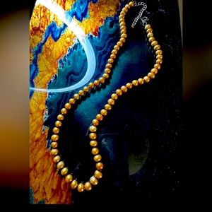 Brown genuine pearl necklace